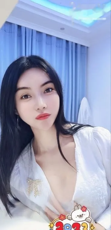 粉葡萄的美胸