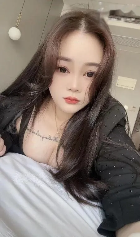 纯欲小太妹易反差高潮