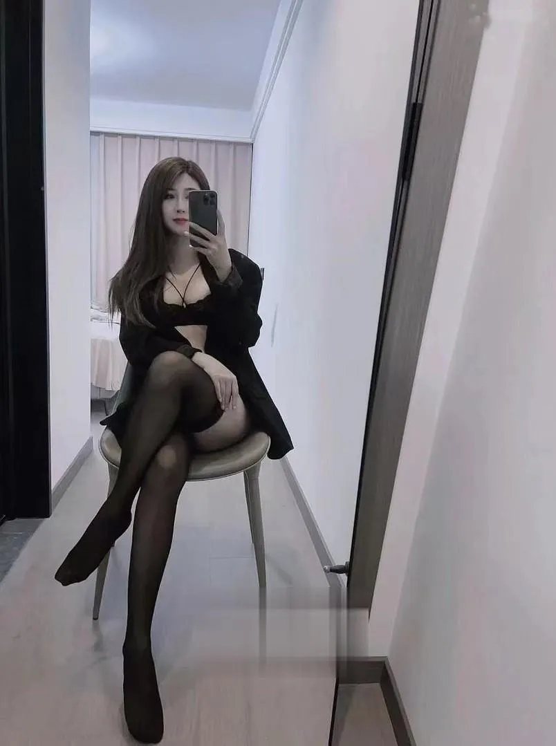 南京秦淮丝袜大长腿骚妹子