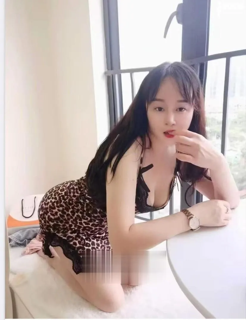 布吉马达臀梦舒
