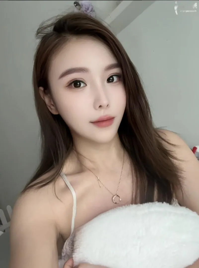 罗湖瑜伽老师Tina