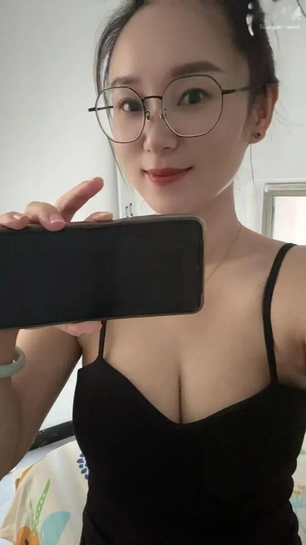 性感反差婊幼师