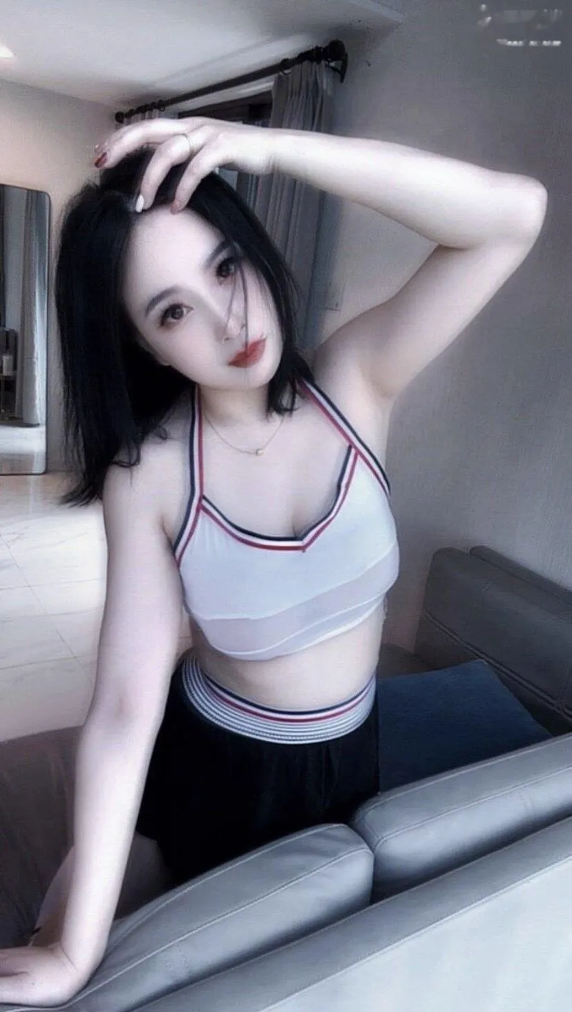 清纯少女系诗雨
