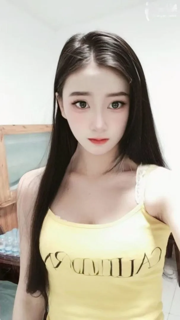 00后新疆妹