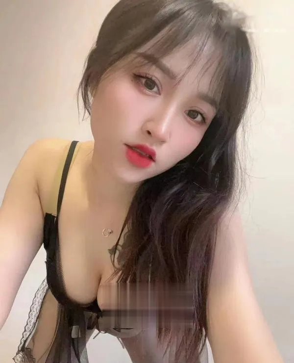 保定桃儿冰丝少妇