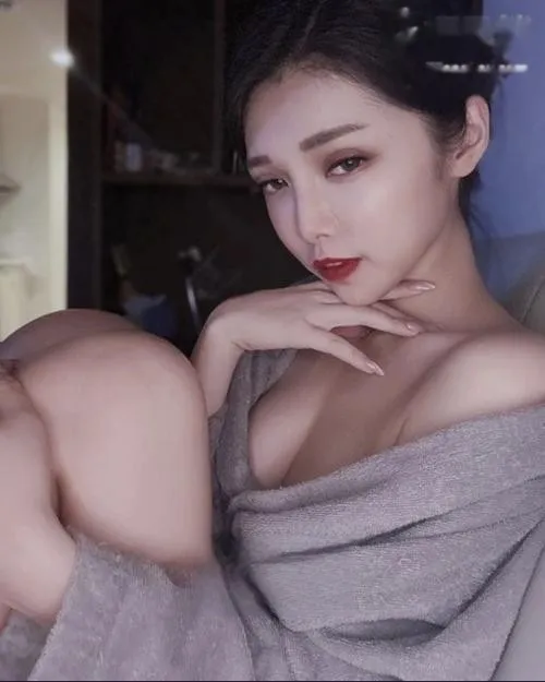 丝袜控小情人御姐范