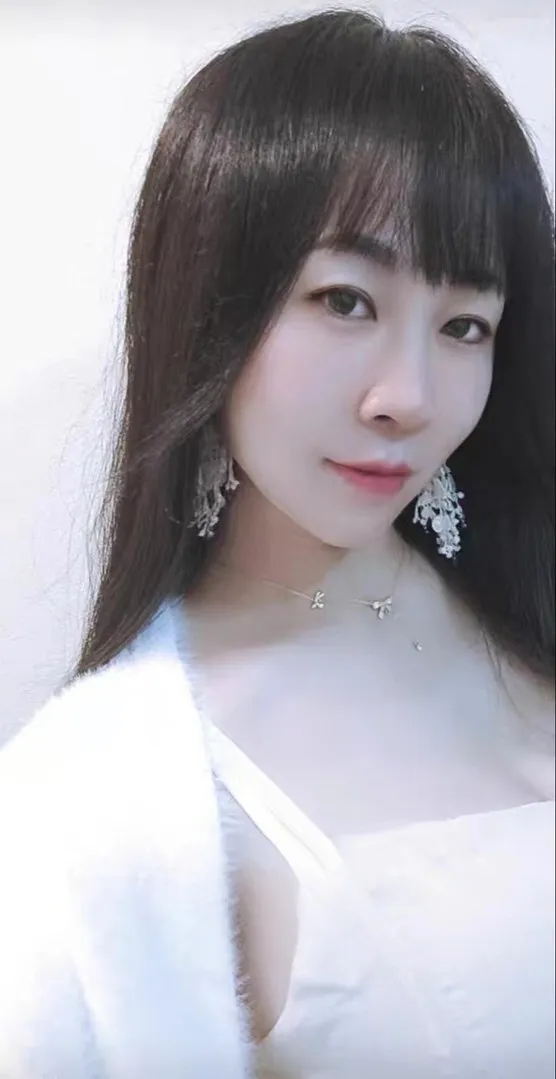 河东丝足姐姐
