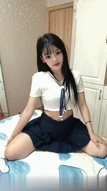 大眼美女姚姚