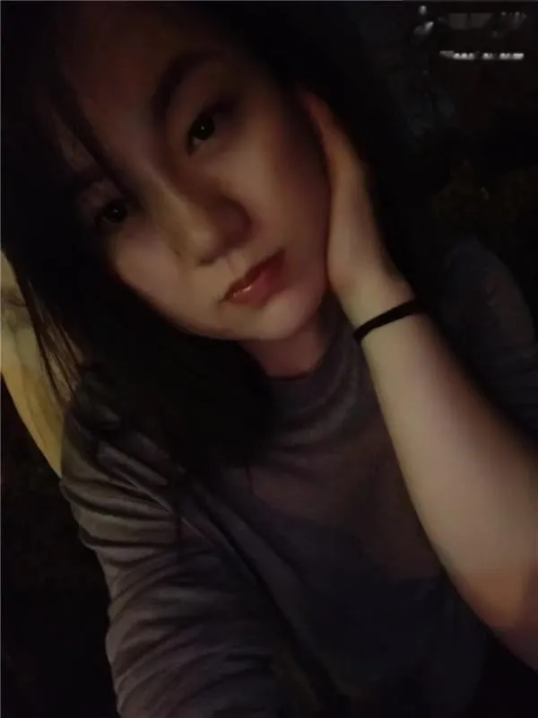 大胸性感丰满美女 逼紧活好