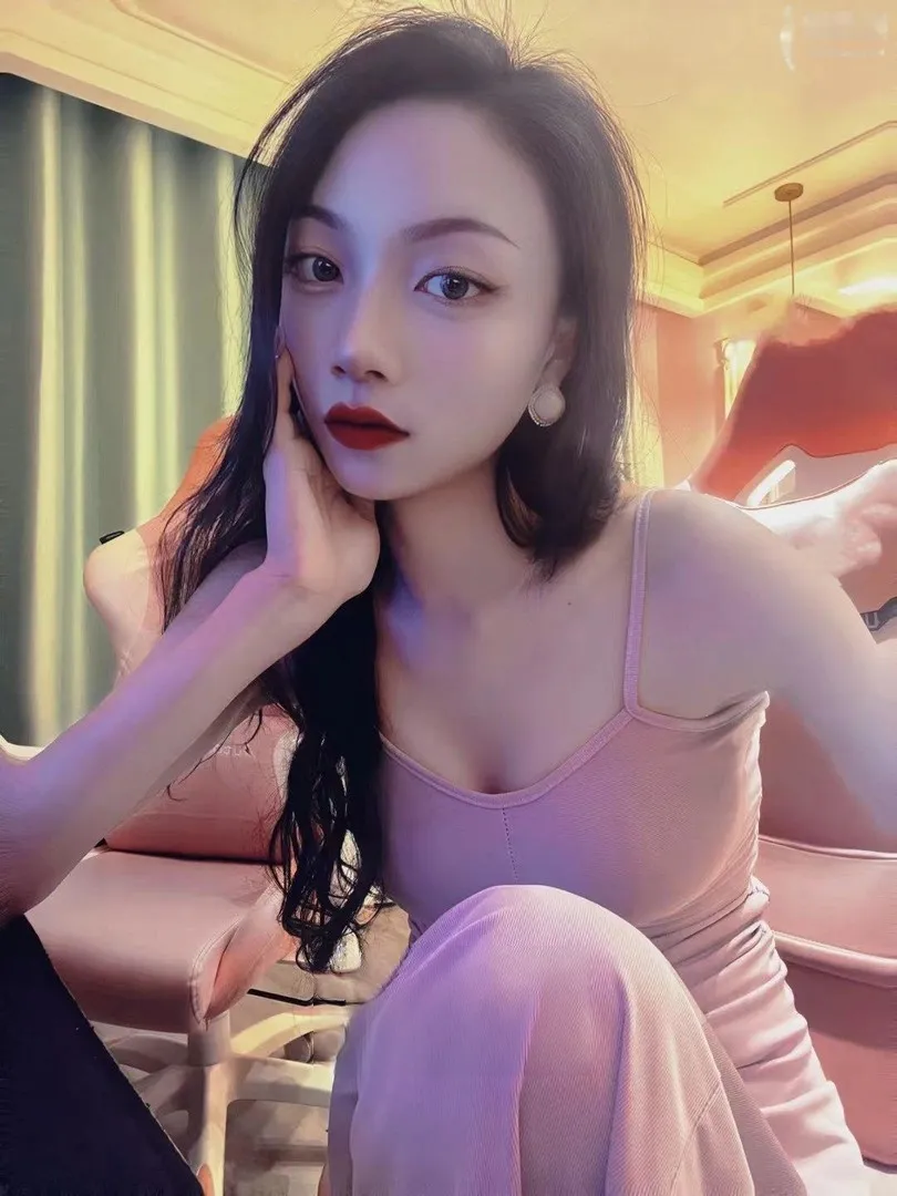 妖娆多姿兼职妹 逼紧粉嫩多汁