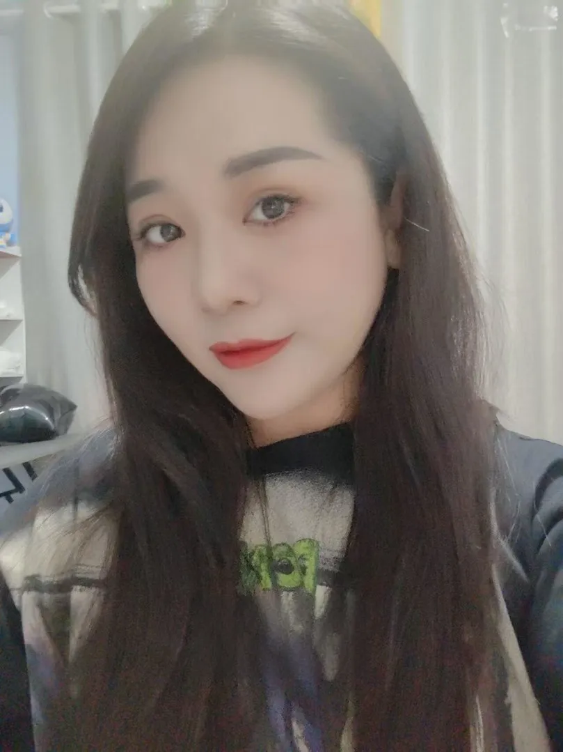 中规中矩少妇