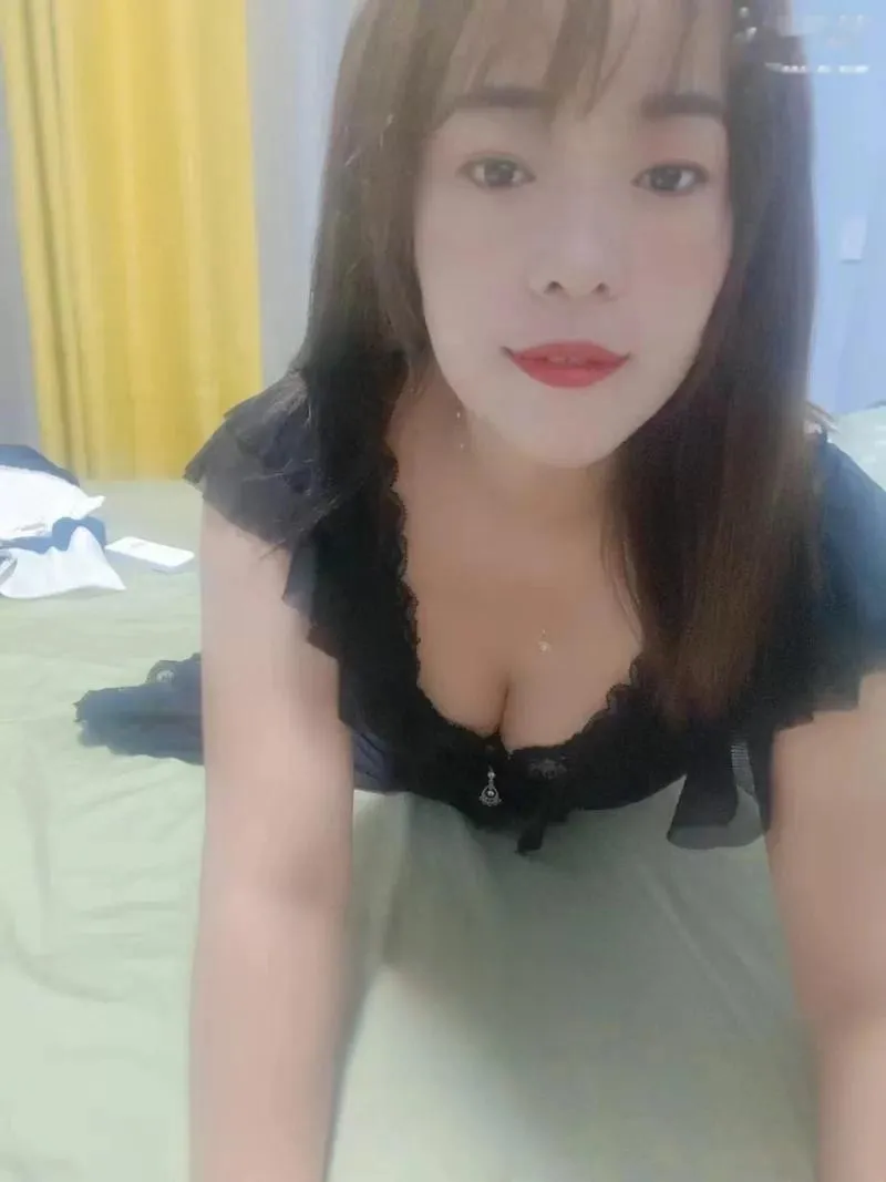 浦东大奶少妇