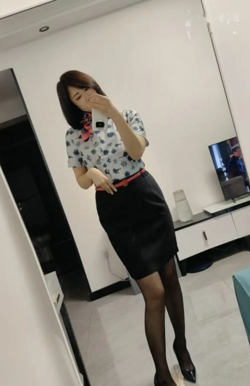 熟女小妞