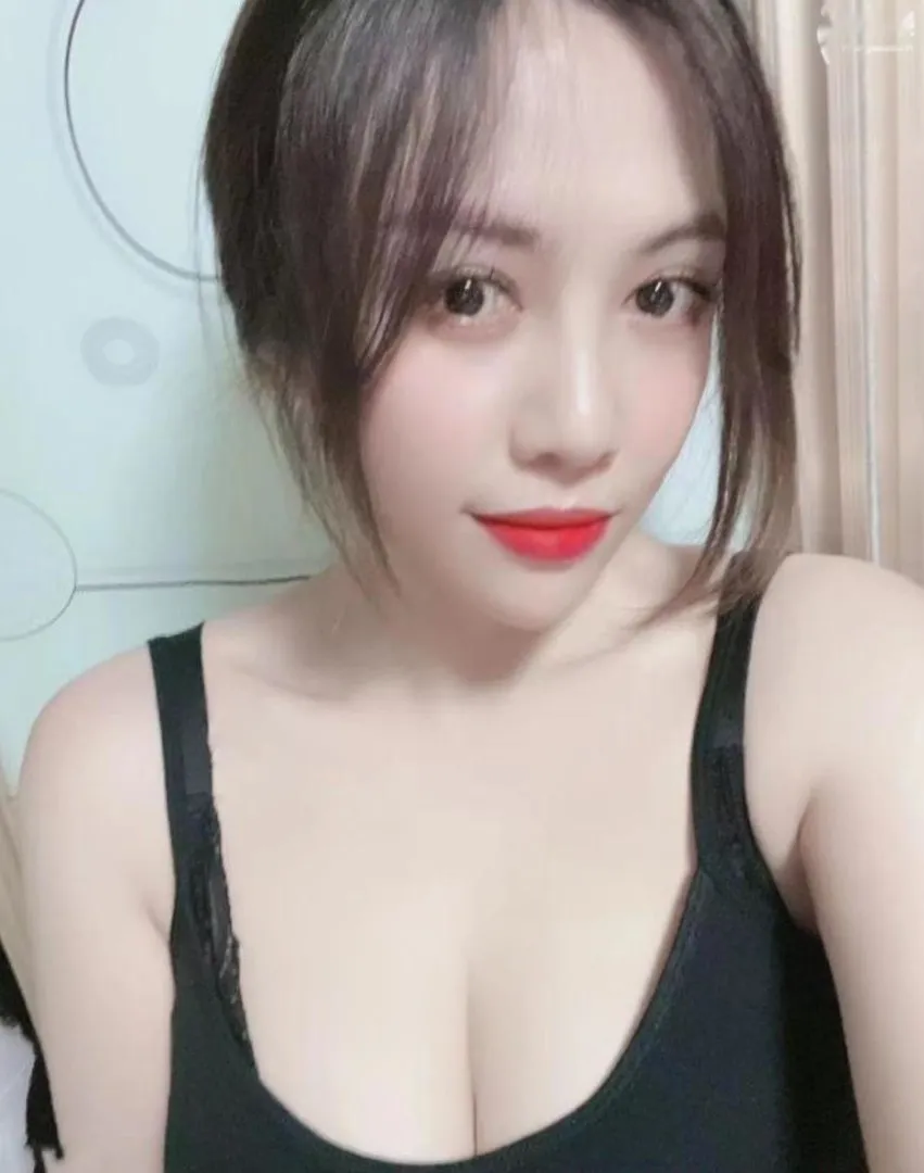 体验极品骚货