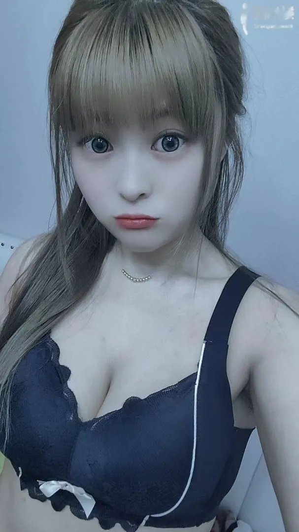 丰满柔软小姐姐