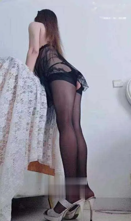 高挑丰满熟女