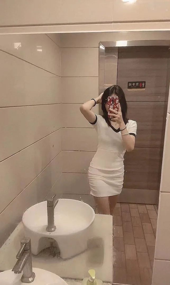 武侯邂逅美乳肤白貌美极品御姐