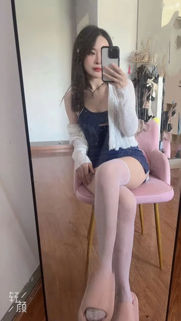 丰乳粉嫩骚妹妹
