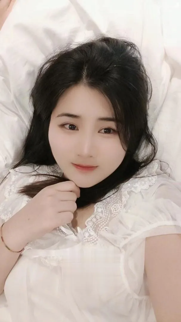 龙岗骚静静