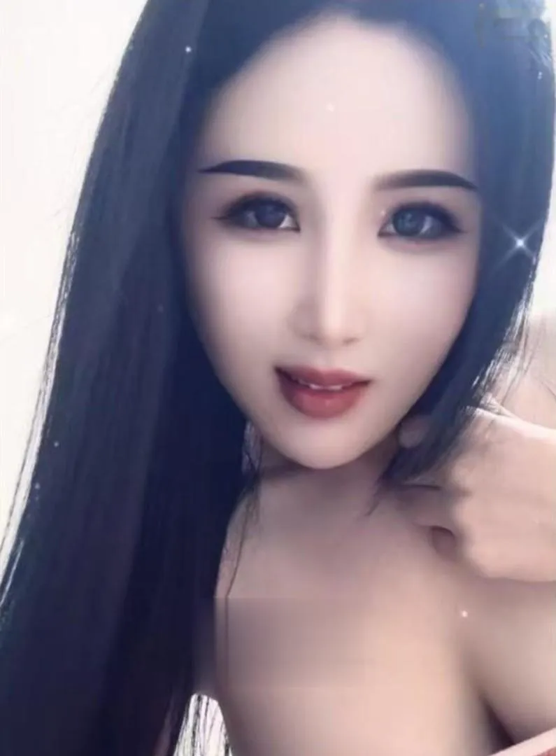 龙华大奶妹子