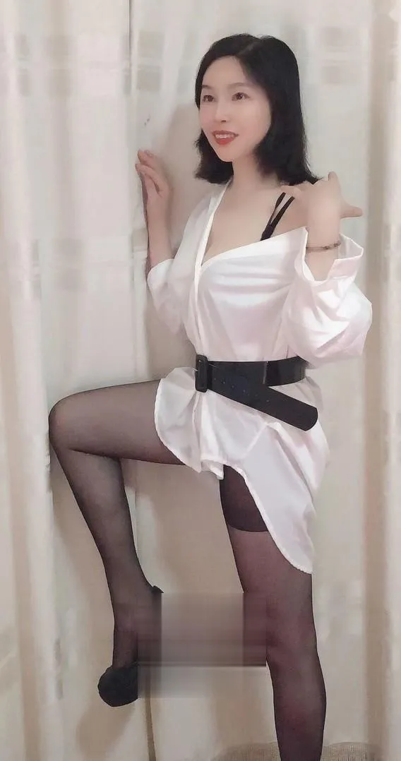 出击大屁股熟女记