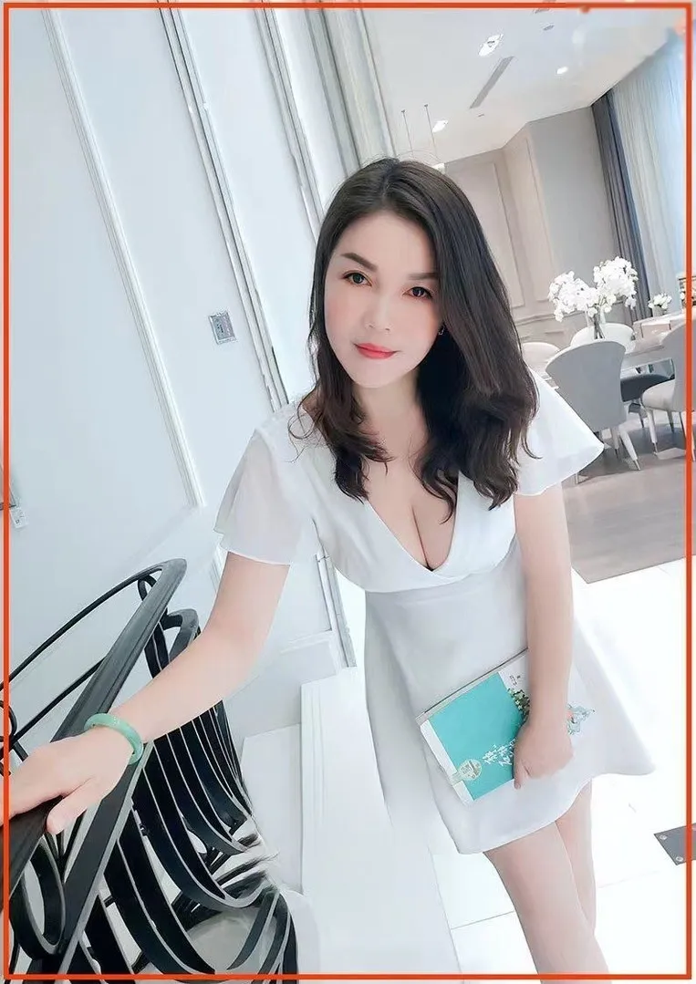未央轻熟妩媚御姐
