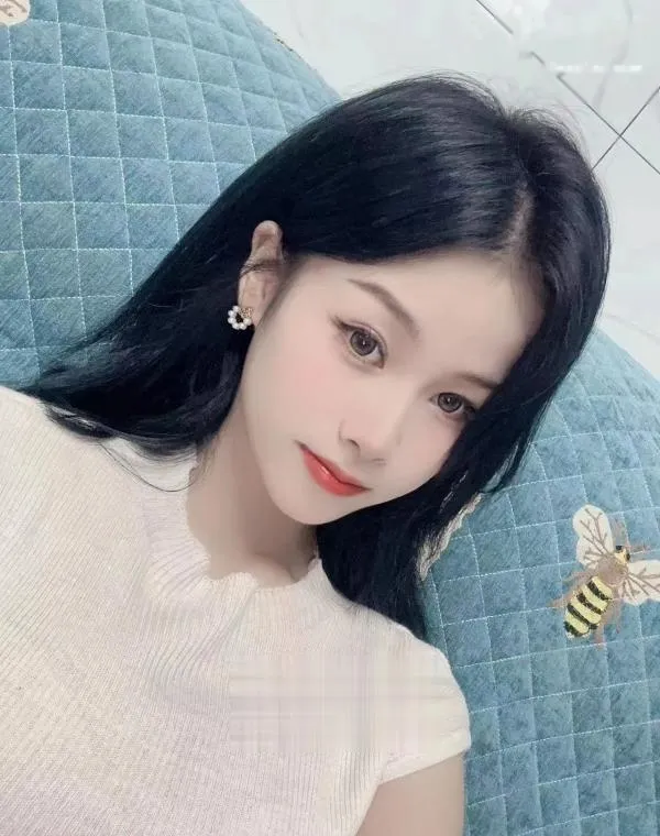 大胸妹妹又骚又浪