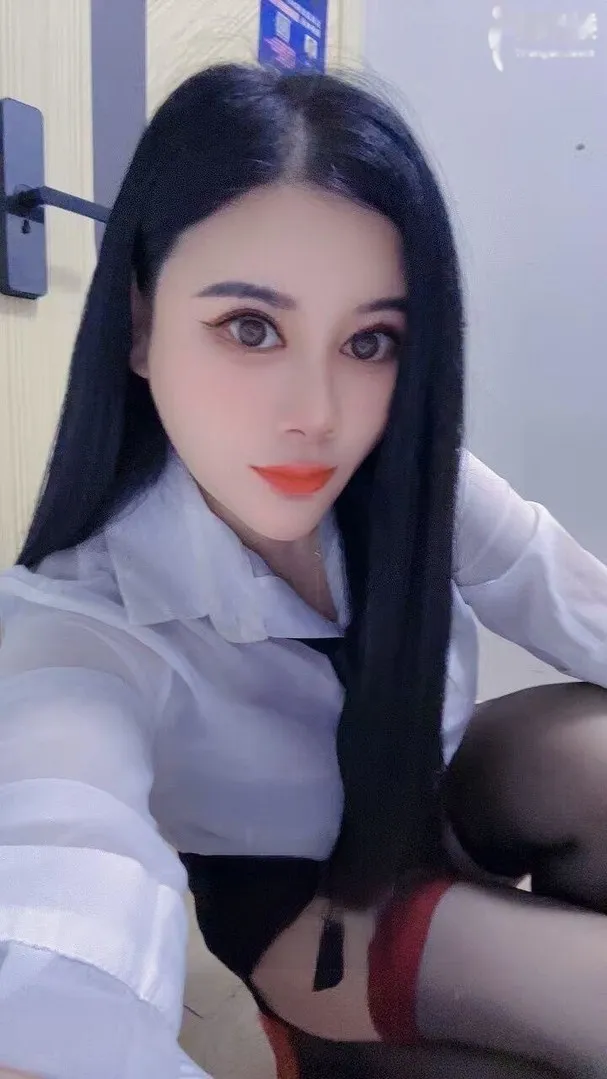 坂田大胸怡宝