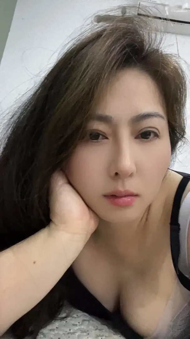 闵行江川东路姐姐