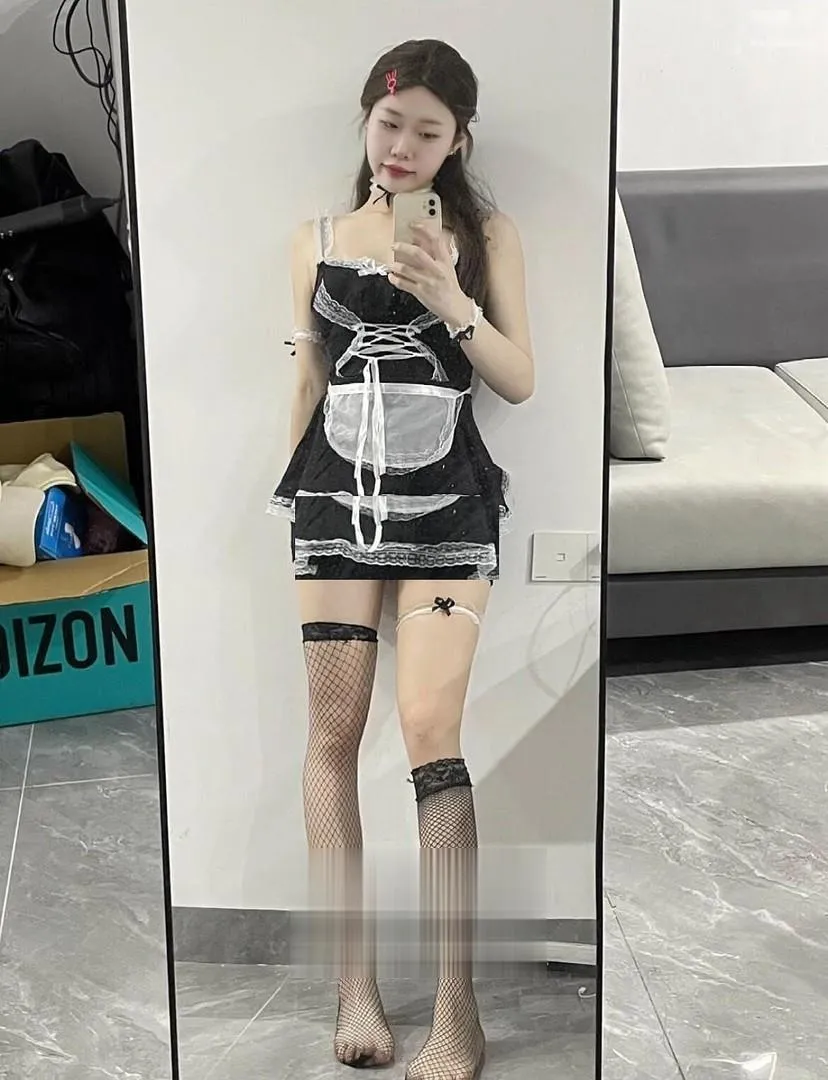 制服小女仆