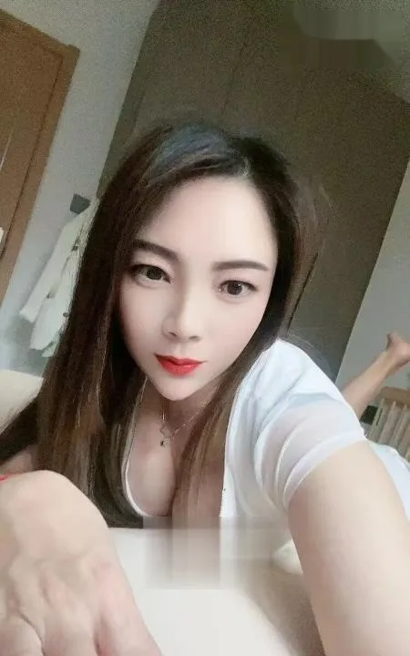 微胖级骚的小姐姐特好 