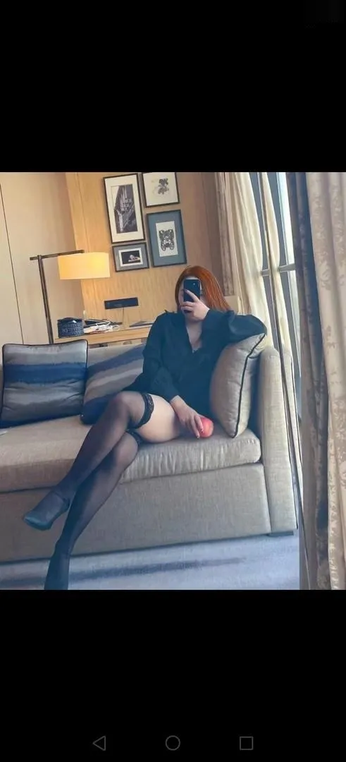 丰满大奶妹
