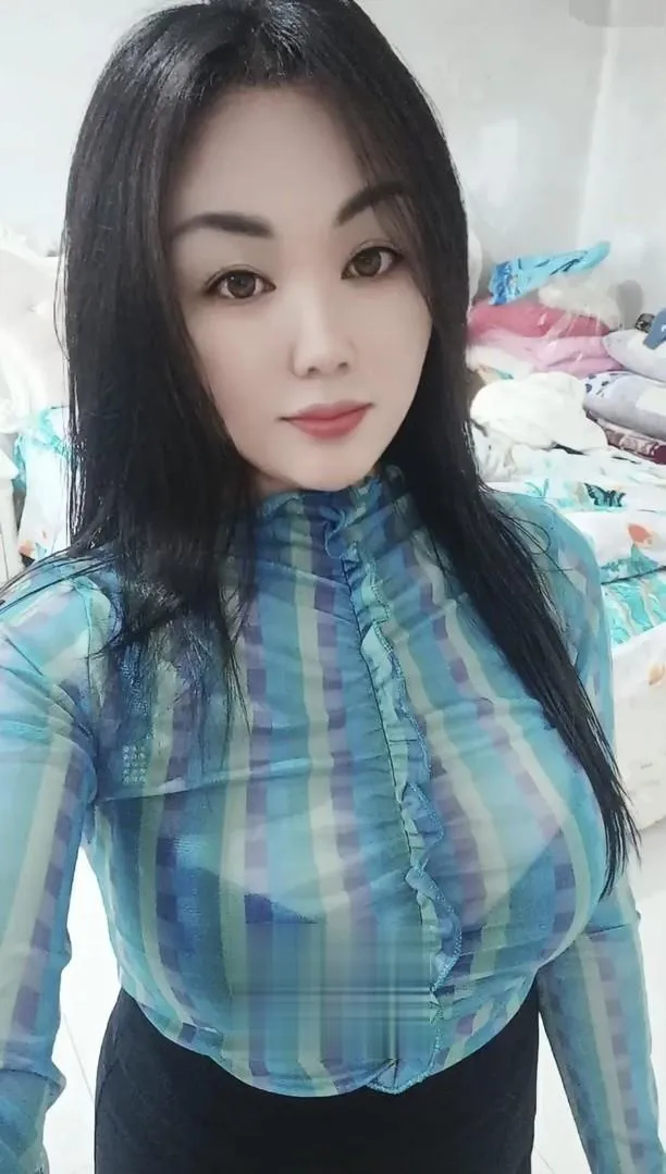 丰台区爆乳泻火荡妇