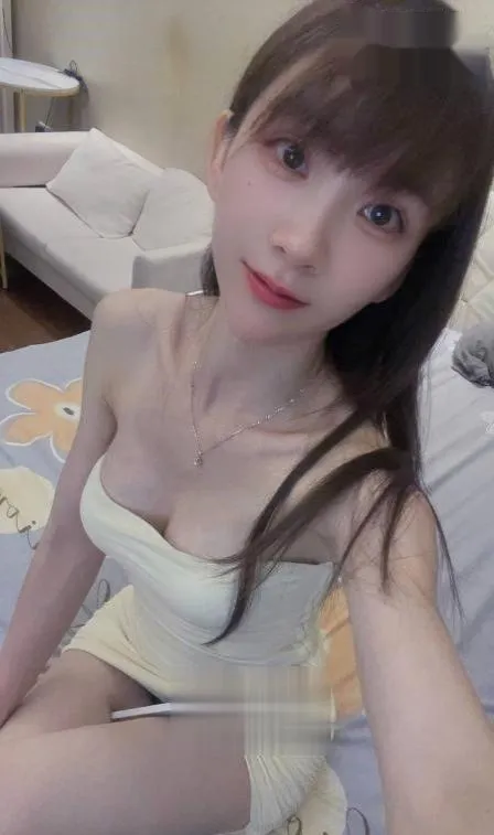 天河苗条性感小仙女