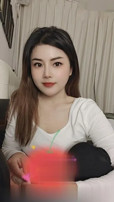 粉嫩肉感十足妹水多多