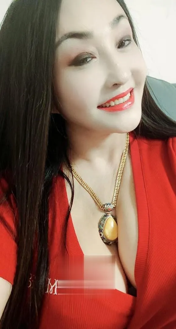服务超好大胸姐姐