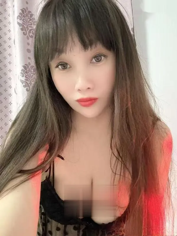 温柔黑丝大灯轻熟欲
