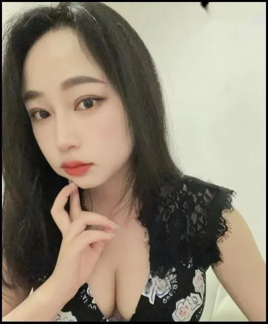 纯欲性感制服御姐