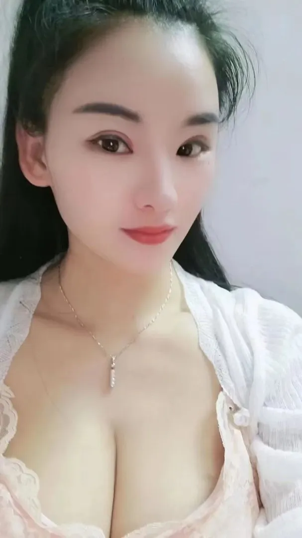 后入大屁股易高潮妹