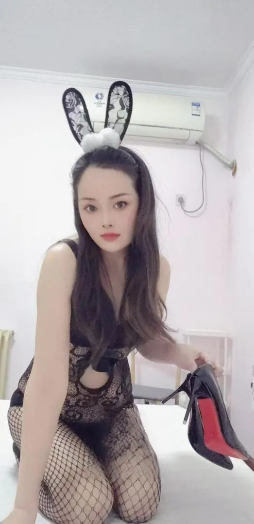 喜欢性感长腿的可约