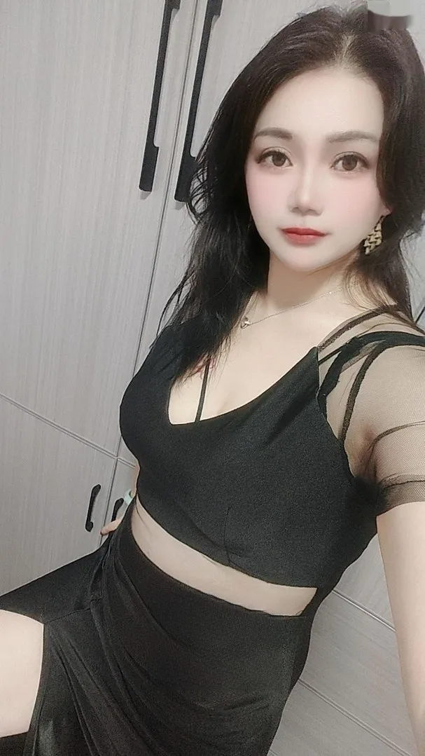 服务型姐妹花