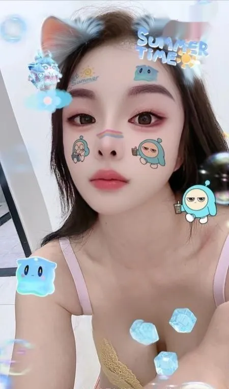 未央水嫩颜值小妹超丝滑