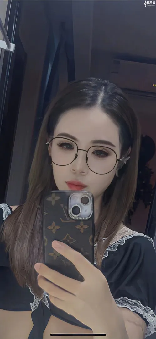 湖塘珊珊小姐姐