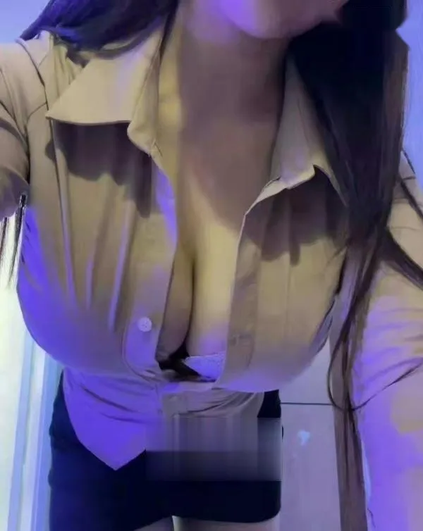 成都武侯潮喷水女