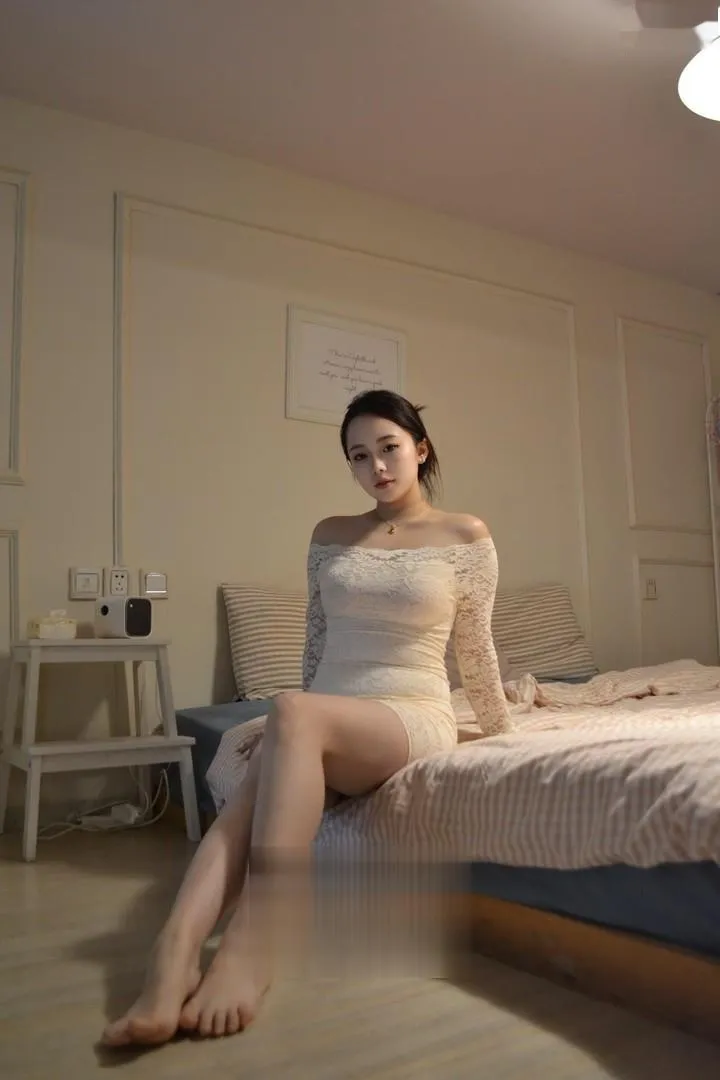 萧山年轻白嫩水小姐姐多润