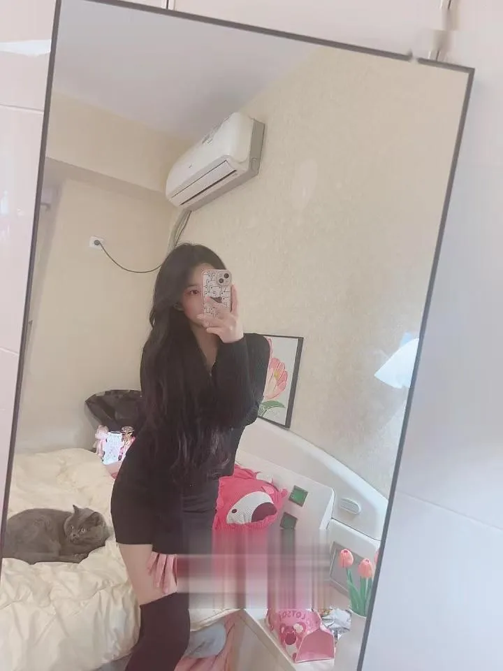 体验初恋女友小穴粉嫩刚开孢