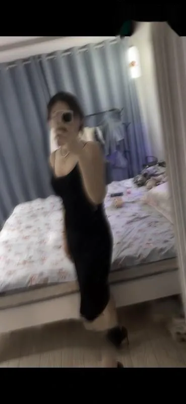 初恋女友般的感觉又有成熟欲女的韵味
