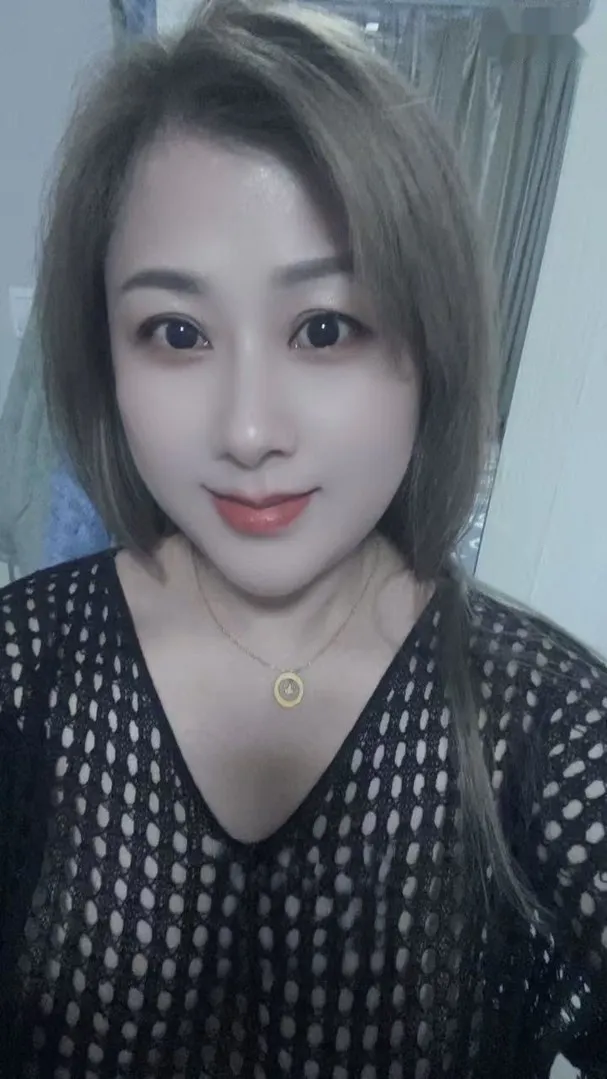 性价比大奶熟女