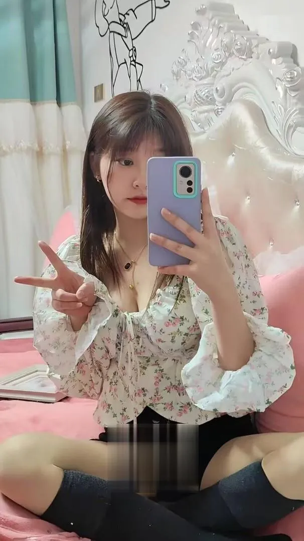 颜值高服务好的小姐姐