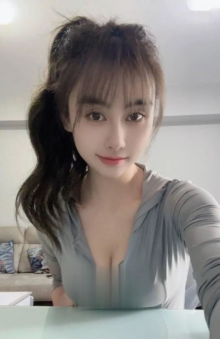 武侯大胸骚妹口活超绝
